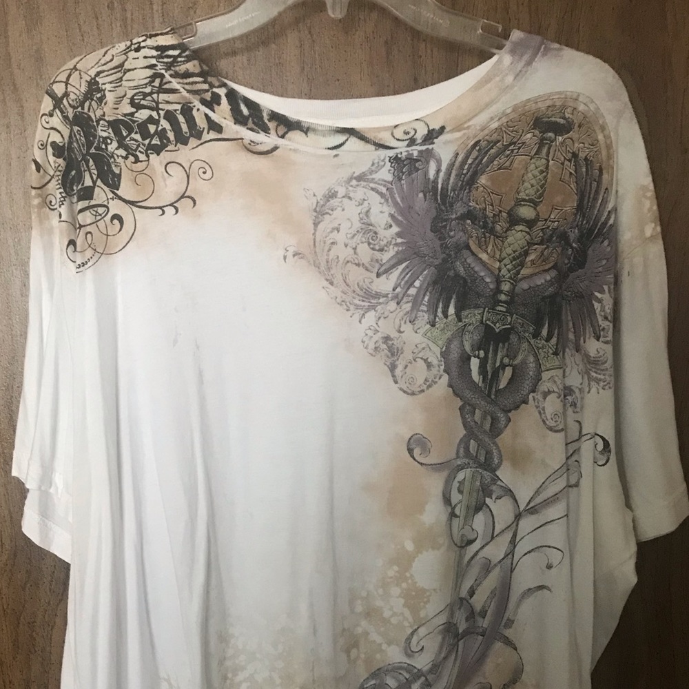 Lightly worn, Resurgence Men’s shirt